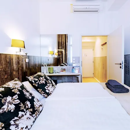 Royal Court Hotel-2