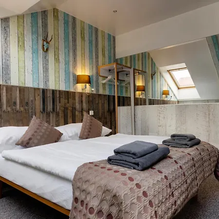 Royal Court Hotel-3